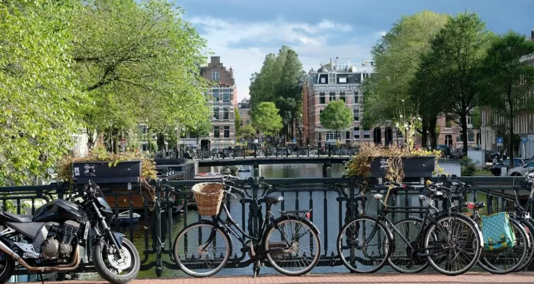 Amsterdam Olanda Canale Bicicletta 1