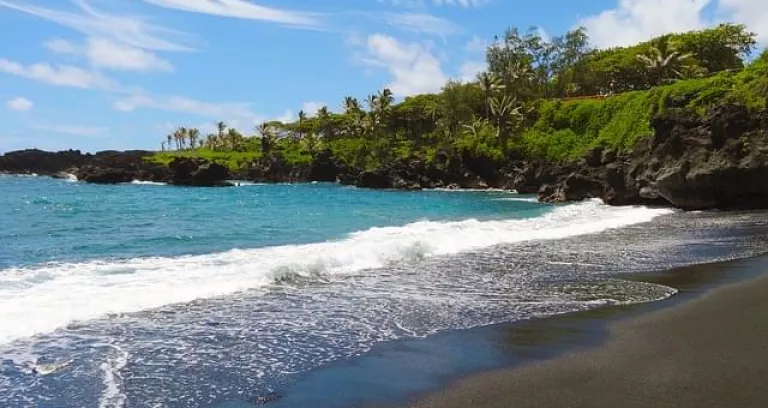 black sand beach maui hawaii
