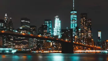 Vita notturna a New York City: locali e quartieri della movida