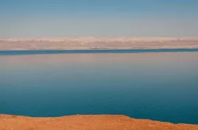 Mar Morto, Giordania: dove si trova, come arrivare e cosa vedere