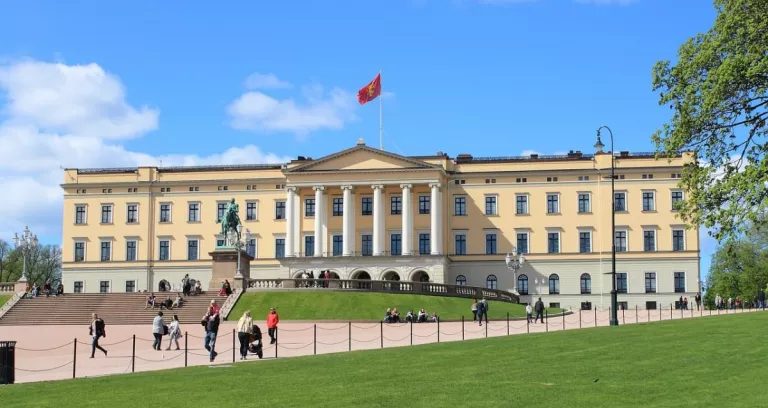 Oslo Norvegia Casa Reale 3