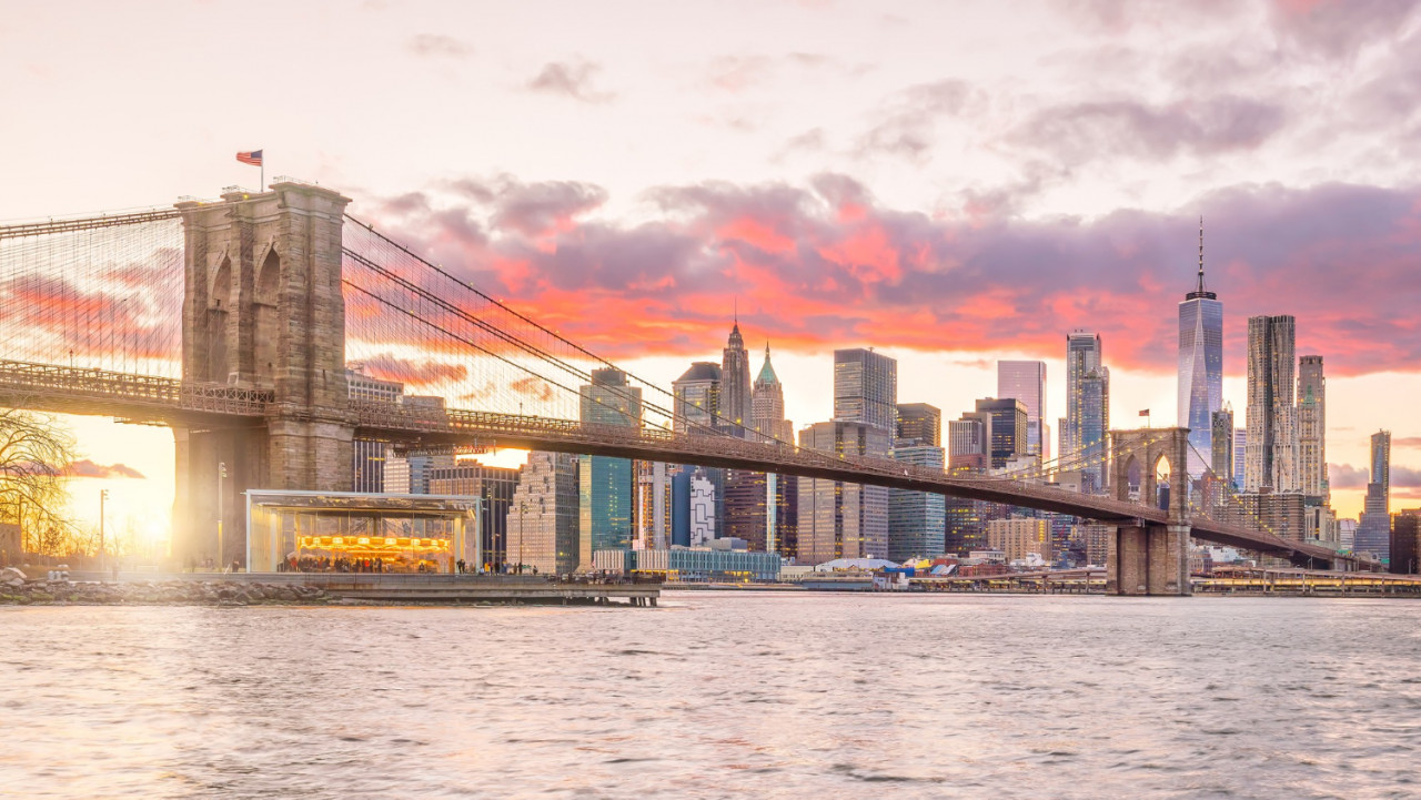 beautiful sunset brooklyn bridge new york city united states