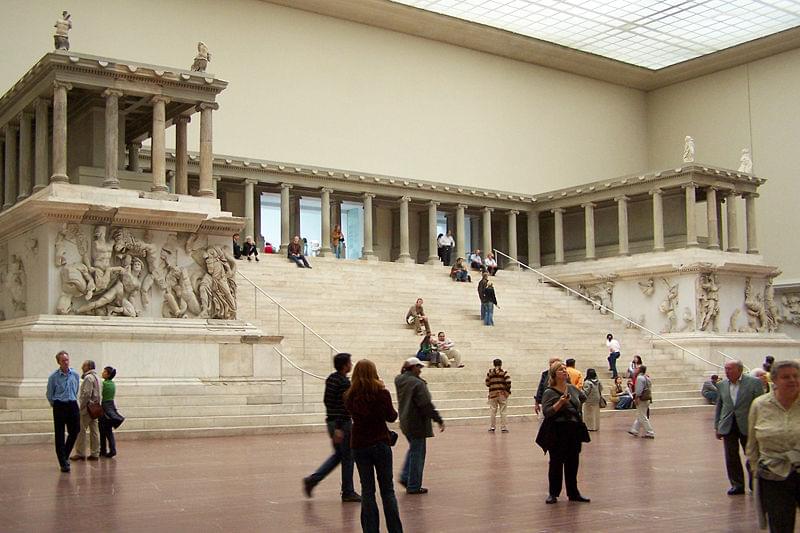berlin pergamonmuseum altar 02