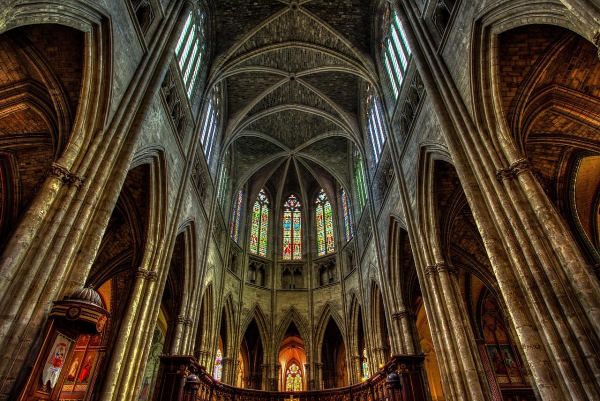 chiesa bordeaux cattedrale interni 1