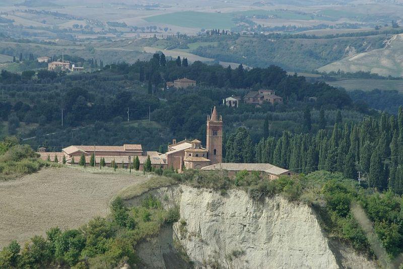 monte oliveto maggiore basilica