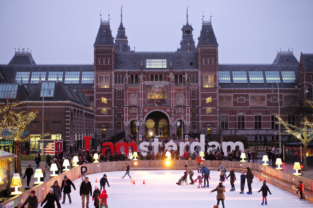 museumplein winter amsterdam