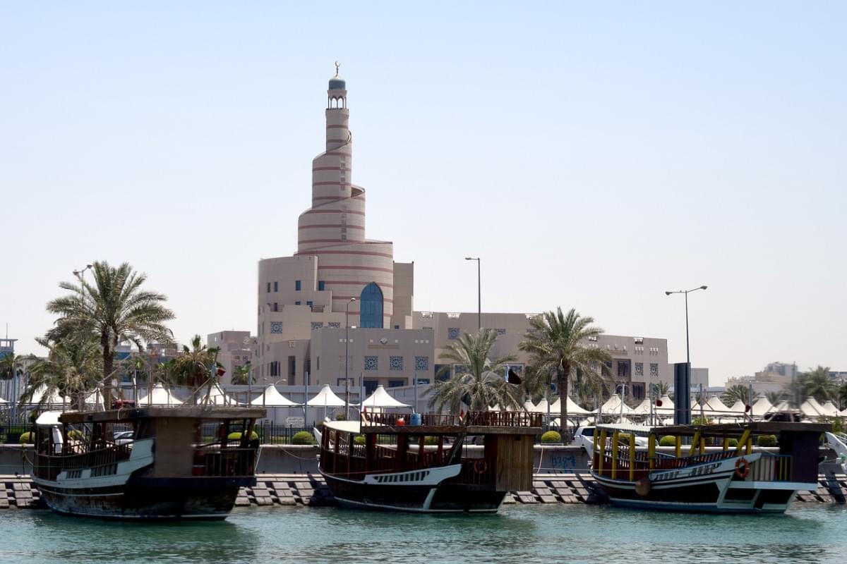 qatar doha corniche edifici citta