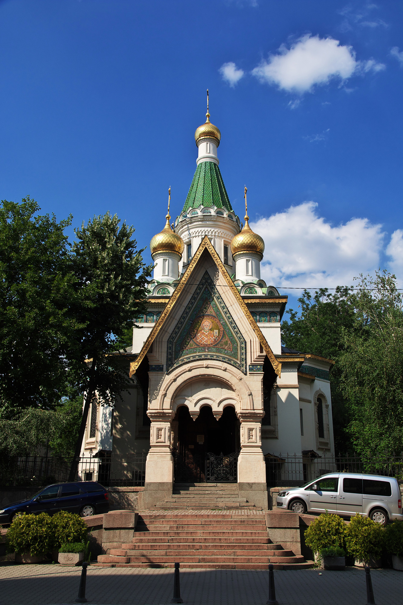 saint nikolas russian church tsurkva sveta nikolai sofia bulgaria 1