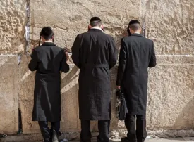 Le 10 Religioni più diffuse nel mondo - Classifica Ufficiale 2025