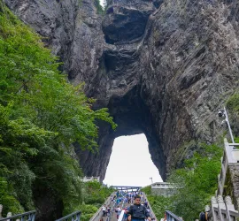 Monte Tianmen: la Porta del Paradiso in Cina