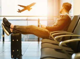 Rimborso per ritardo aereo, come e quando è possibile ottenere il risarcimento