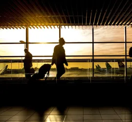Rimborso per ritardo aereo: Ecco come ottenerlo!