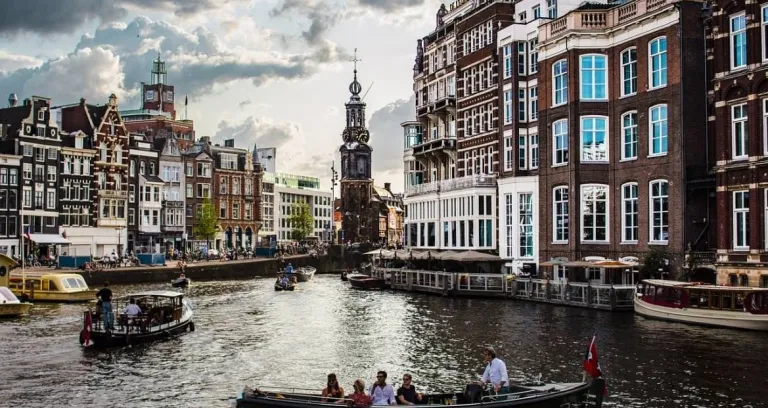 Amsterdam Viaggio Travel Blogger