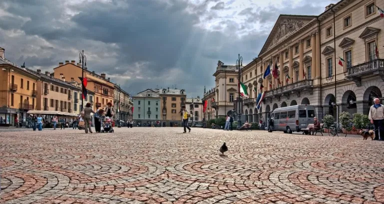 Citta Piazza Aosta Italia Turismo