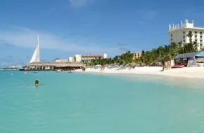 Eagle Beach e Palm Beach, Aruba: la spiaggia più bella dei Caraibi