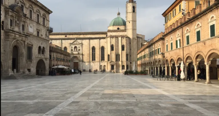 Ascoli Piceno Piazza Del Popolo