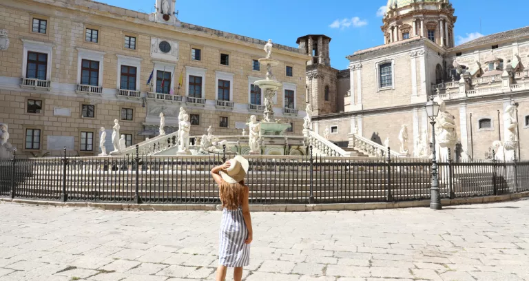 Back View Young Beautiful Woman Walking Near Monumental Praetorian Fountain Palermo Italy