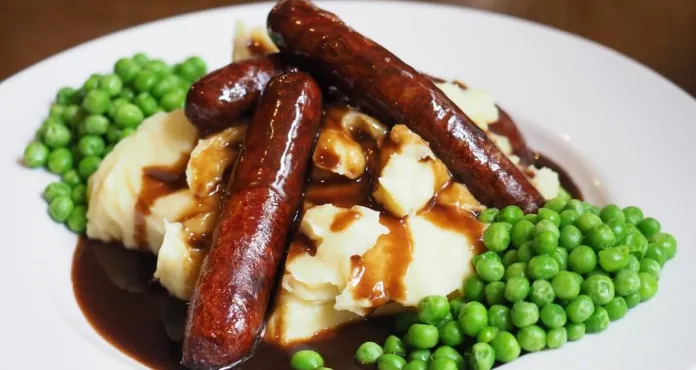 Bangers Mosto Piselli Sugo Salsa