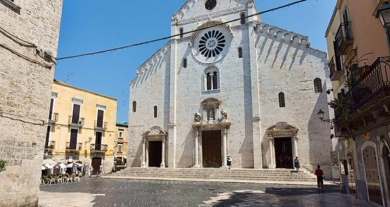 bari_cathedrale_puglia