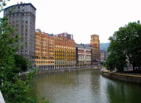 Quando andare a Bilbao: clima, periodo migliore e consigli mese per mese