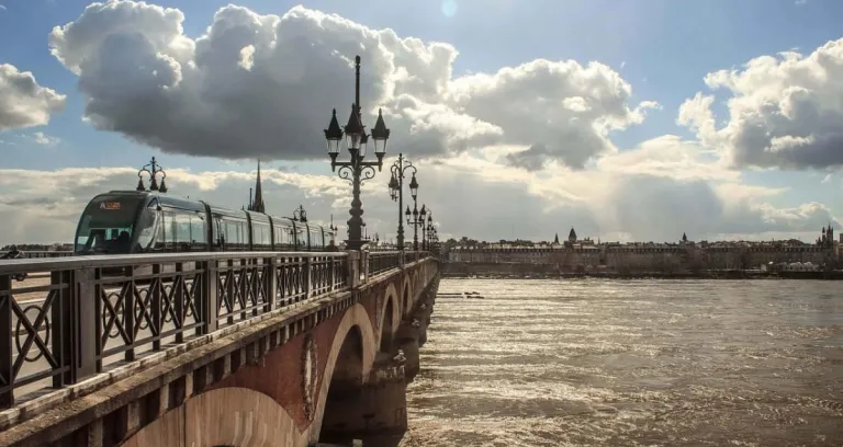 Bordeaux Francia Turismo Storia