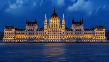 Capodanno 2025 a Budapest: Consigli, Eventi ed Offerte