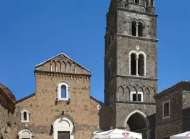 Caserta: cosa vedere, dove mangiare e cosa fare la sera