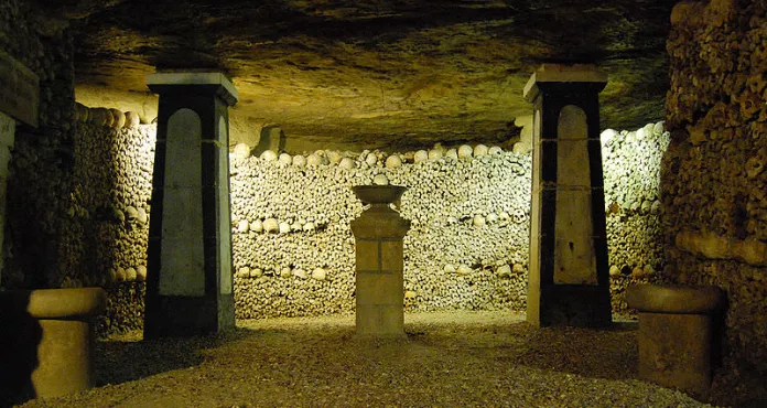 Catacombes De Paris 1