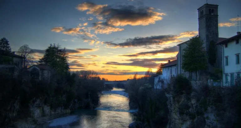 Cividale Tramonto Fiume Nuvole 1