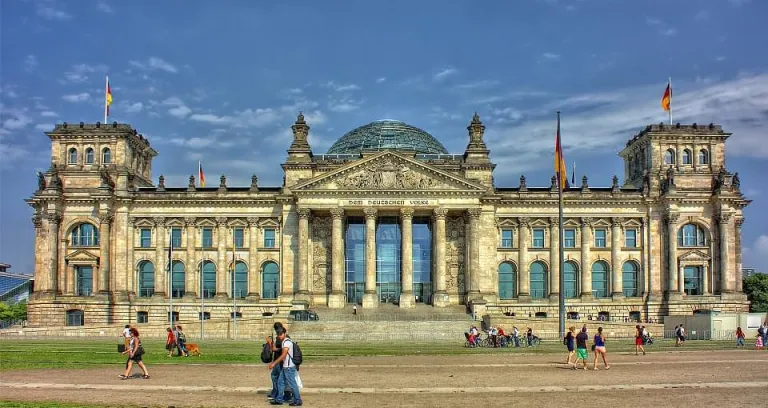 reichstag Berlino facciata