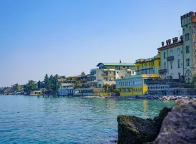 Desenzano del Garda: cosa vedere, dove mangiare e cosa fare la sera