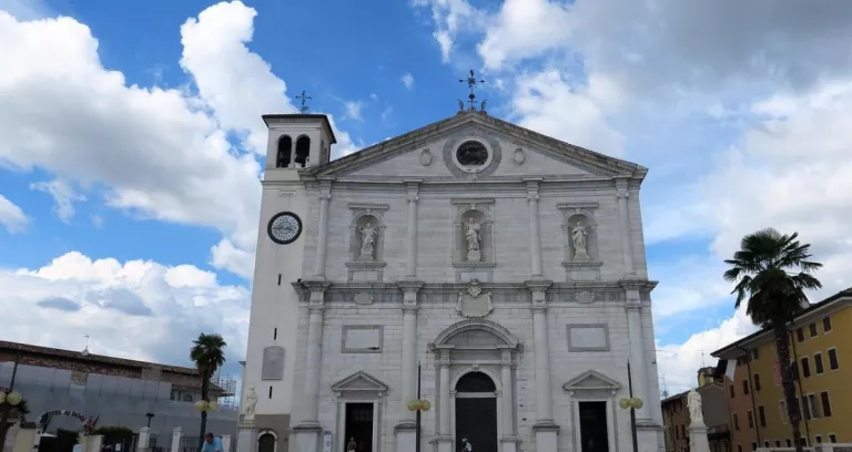 Dogendom Chiesa Palmanova Italia