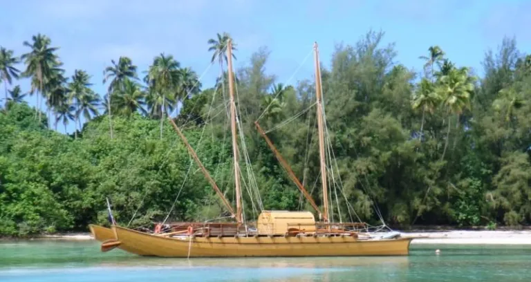 double hulled vaka rarotonga 2010