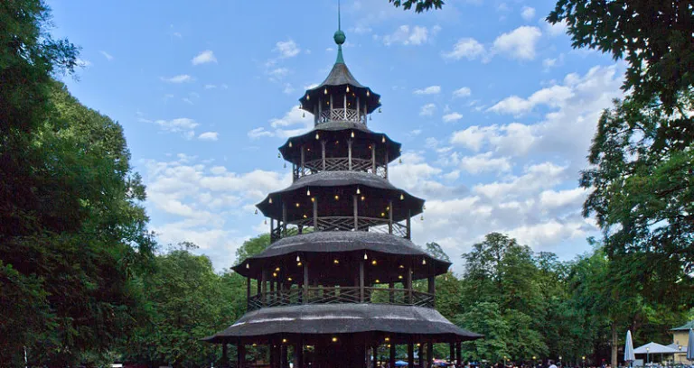 2012 07 17 Landtagsprojekt Munchen Englischer Garten Chinesischer Turm 7362