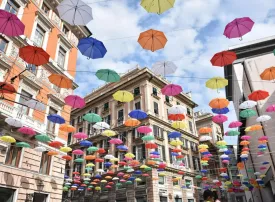 Come muoversi a Genova: mezzi pubblici, card e abbonamenti