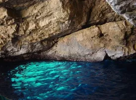 Visita alla Grotta Azzurra di Capri: Come arrivare, prezzi e consigli