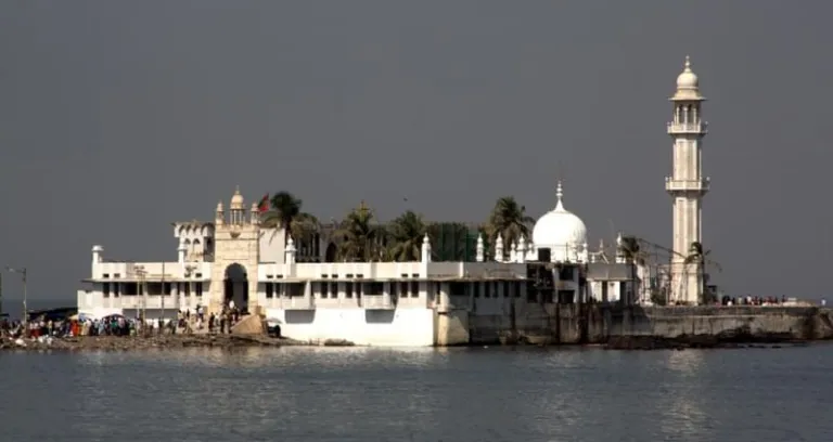 Haji Ali Dargah, Mumbai, India