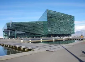 Visita all'Harpa Concert Hall di Reykjavik: orari, prezzi e consigli