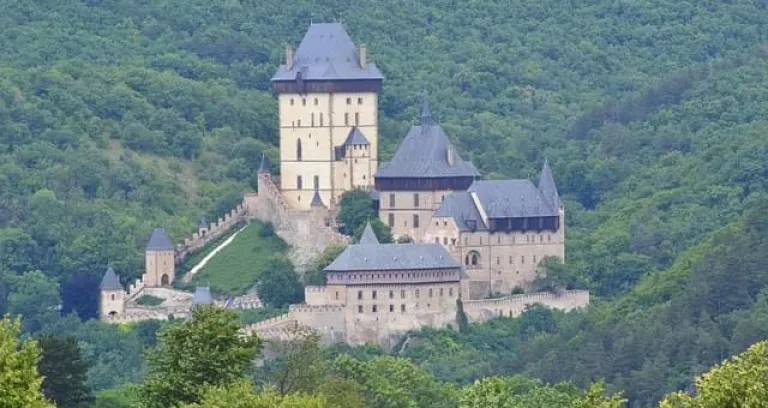 karlstejn castello praga