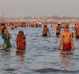 Kumbh Mela in India: Storia e date del più grande pellegrinaggio al Mondo