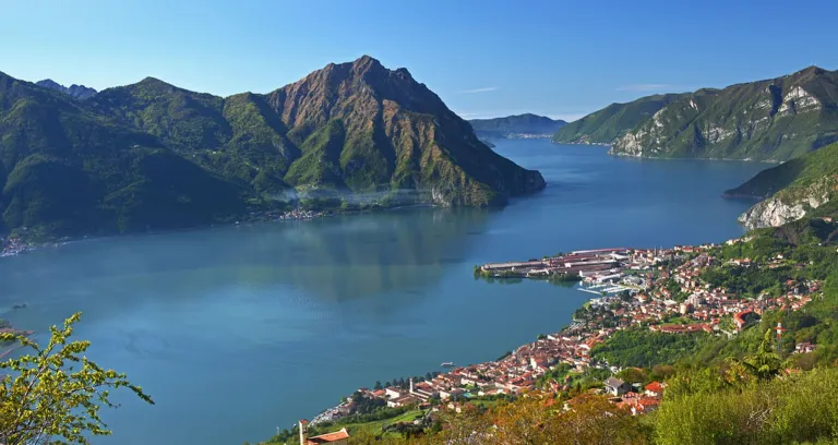 Lakeiseoandloverefromceratello