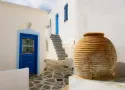 Paros