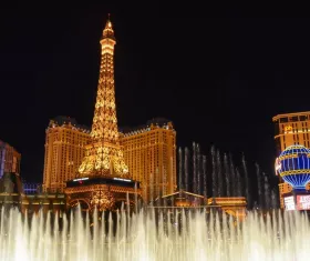 Paris Las Vegas e Eiffel Tower Viewing Deck