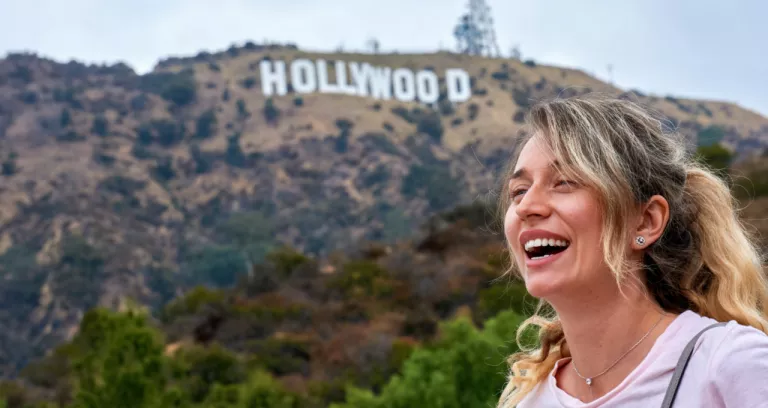 Laughing Woman Hollywood Sign Los Angeles Usa