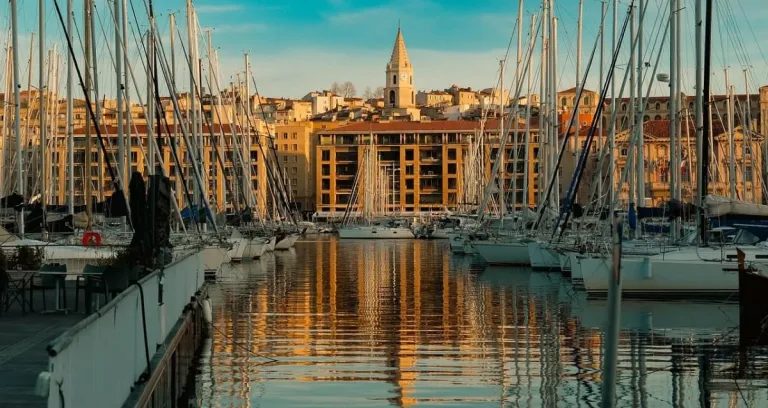 Marsiglia Porto Vecchio Mattina