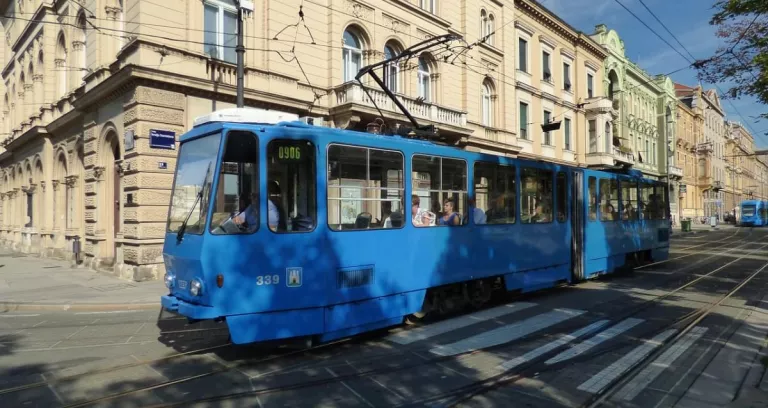 Zagabria Croazia Streetcar Tram