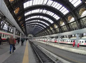 Come muoversi a Milano: mezzi pubblici, card e abbonamenti
