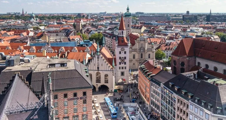 Monaco Di Baviera Marienplatz 2