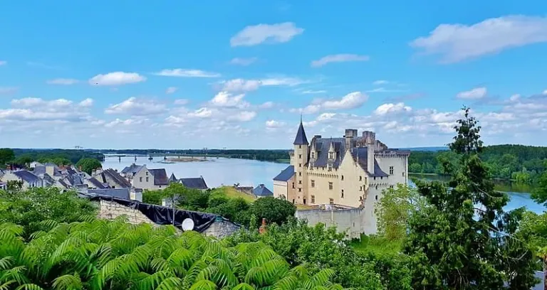 Piu Bei Borghi Della Francia Montsoreau 1