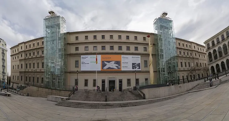 Museo Reina Sofia Exterior 1